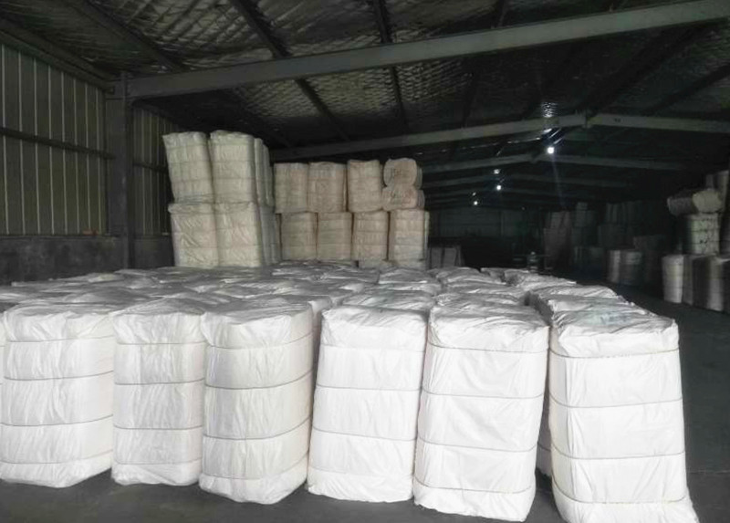 山东betway必威手机中文版厂家为您介绍涤纶面料的优缺点 山东betway必威手机中文版厂家为您介绍涤纶面料的优缺点